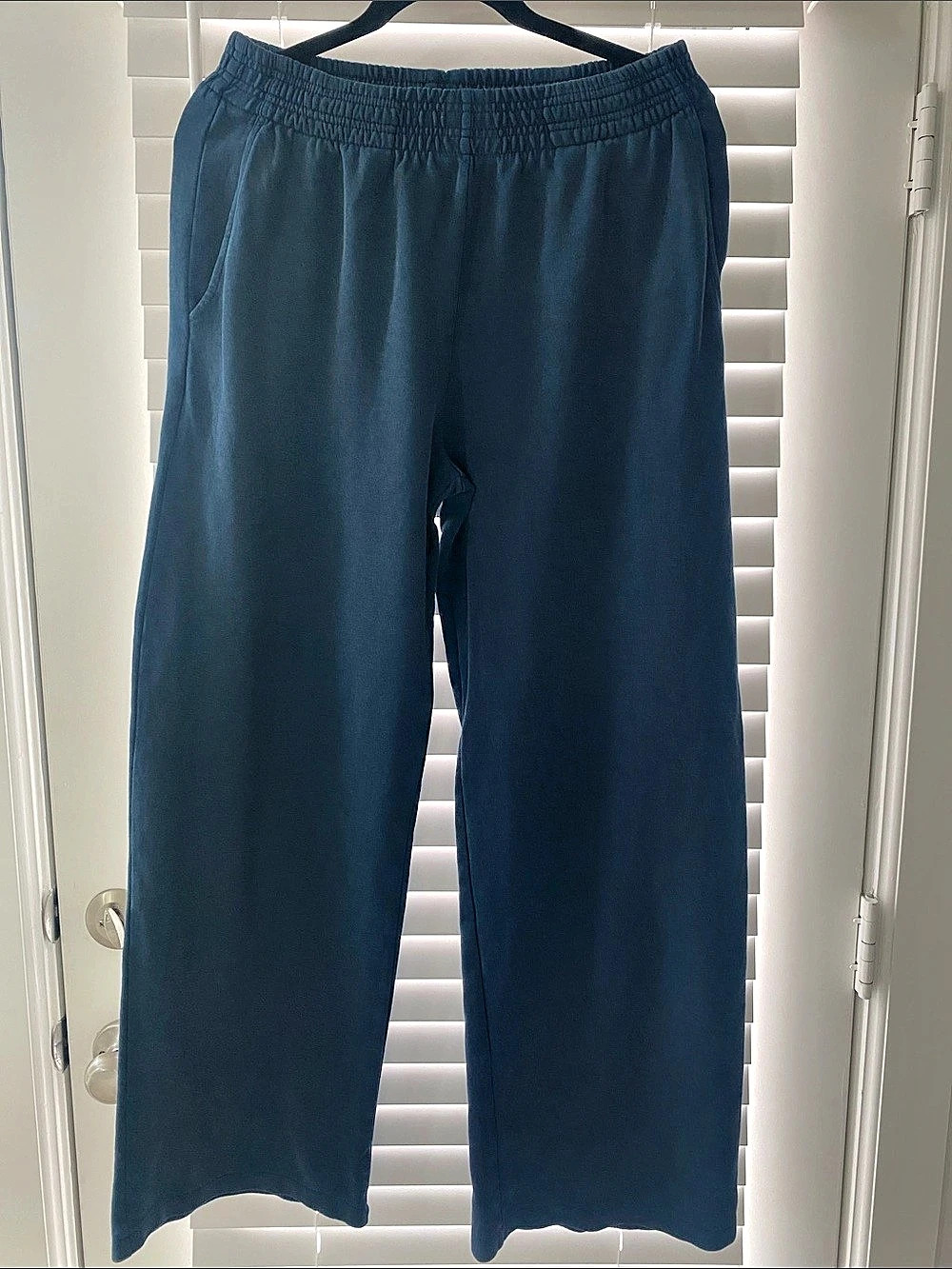 Zara Cotton Wide-Leg pants in Blue Size Medium